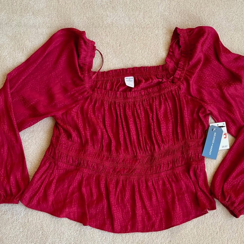 SOLD! NWT - Melrose & Market Women's Red Long Sleeve Peplum Top - Size XL - Picture 2 of 12